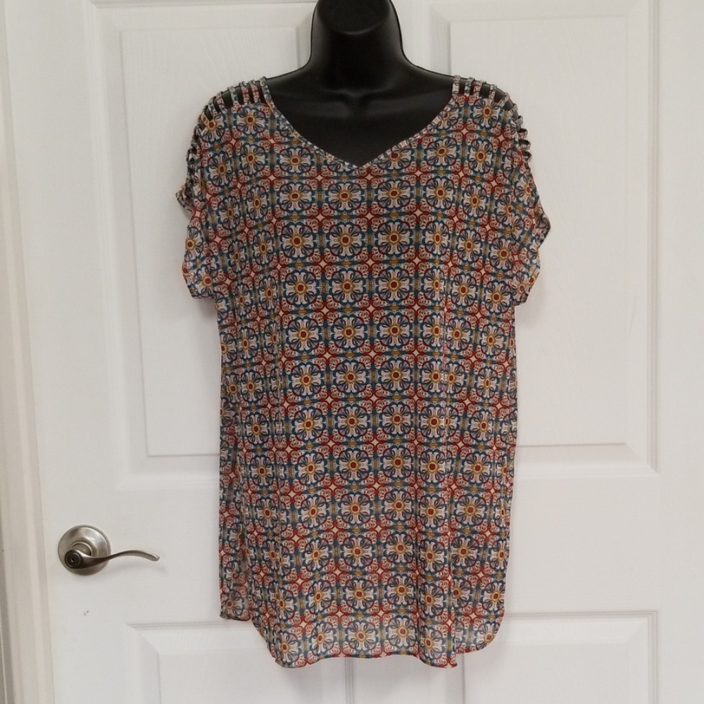 Trendy Top